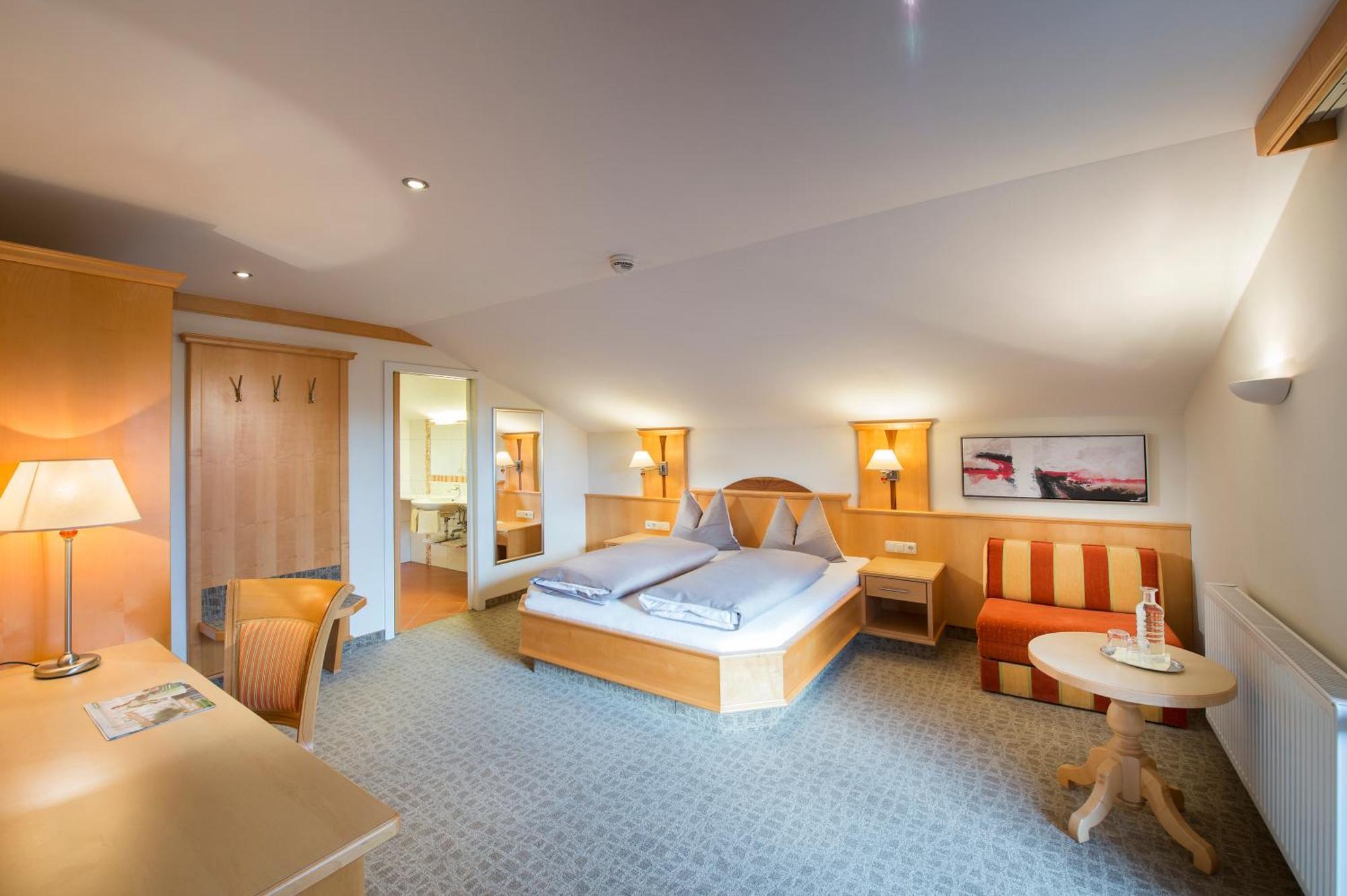 Hotel Koeniggut Wals-Siezenheim Quarto foto